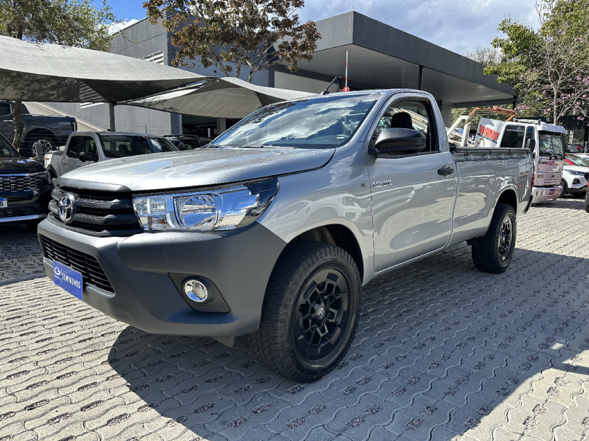 hilux cs 4x4 2.8 tdi diesel mec 2024/2024