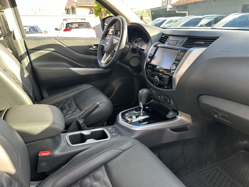 frontier 2.3 16v turbo diesel xe cd 4x4 automatico 2023/2024