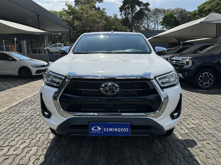 toyota hilux 2.8 d-4d turbo diesel cd srx 4x4 automatico 4p 2023