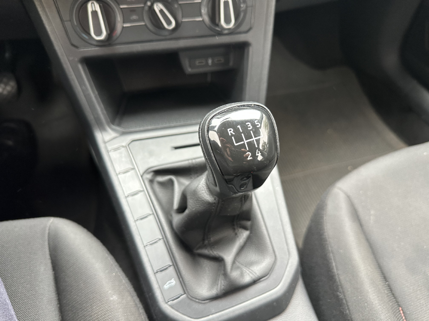 volkswagen polo 1.0 mpi track manual flex 4p 2024