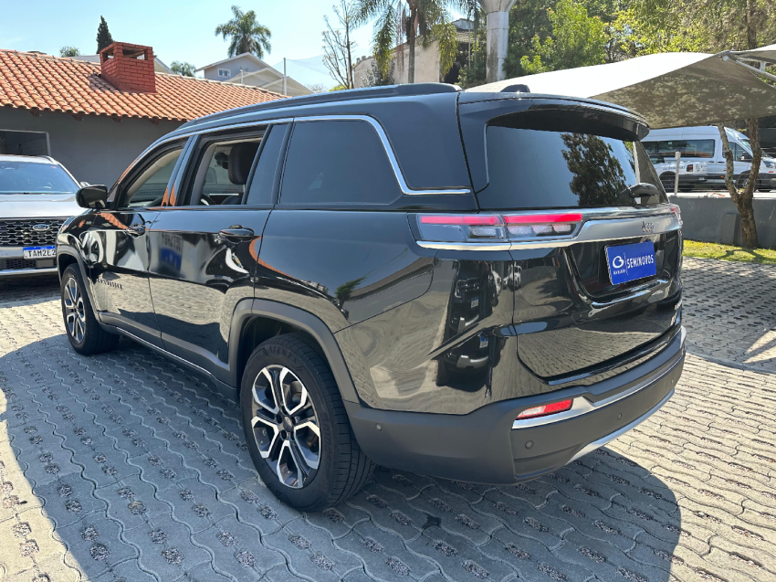 commander 1.3 t270 turbo flex limited at6 2022/2022