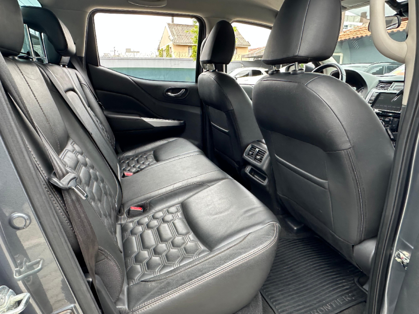 frontier 2.3 16v turbo diesel xe cd 4x4 automatico 2023/202410