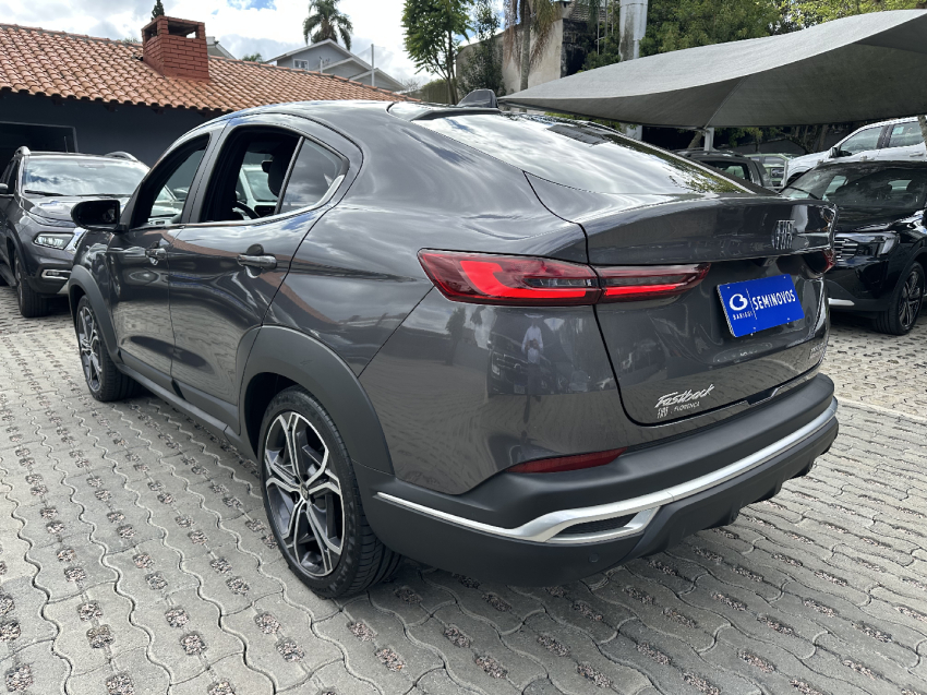 fastback 1.0 turbo 200 flex impetus cvt 2022/20234