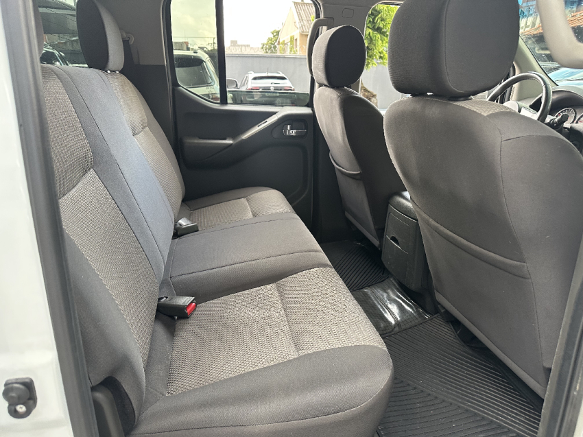 frontier cd sv attack 4x4 2.5 16v tdi at	2014/201510