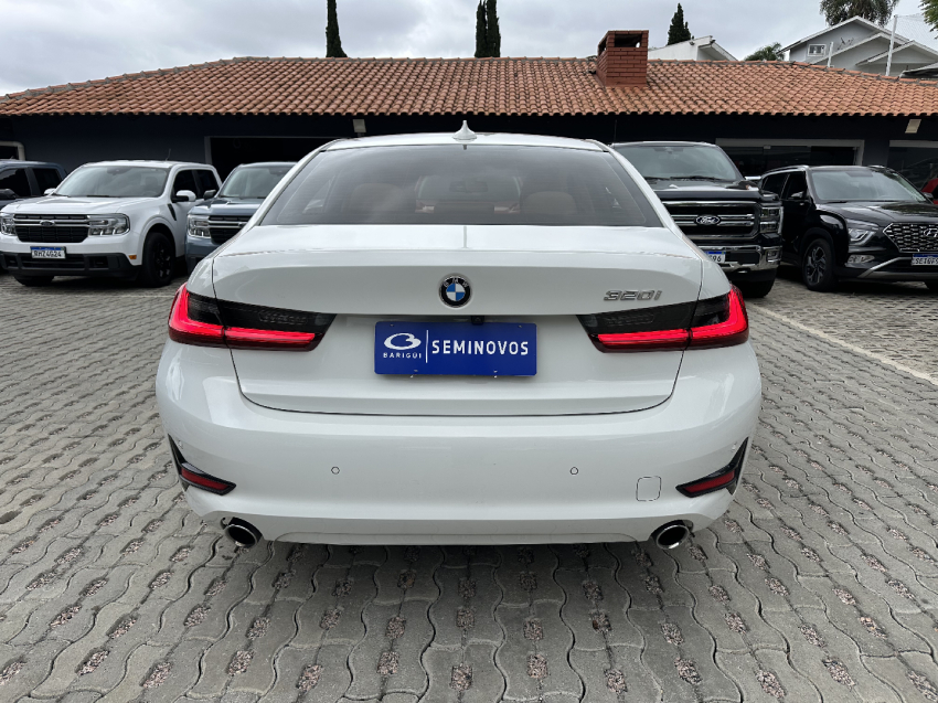 320i 2.0 16v turbo flex gp 2020/20215