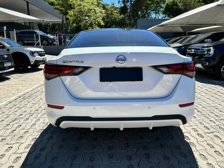 nissan sentra 2.0 gasolina automatico 20235