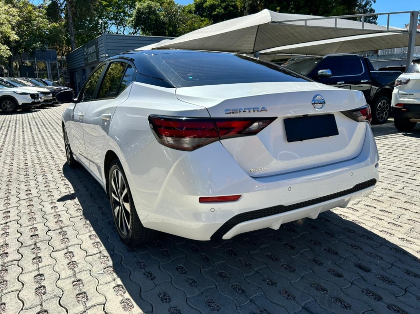 nissan sentra 2.0 gasolina automatico 20234