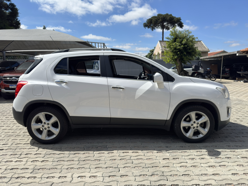 tracker ltz 1.8 16v at 2015/20167