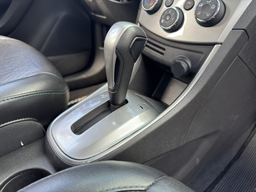 tracker ltz 1.8 16v at 2015/201613