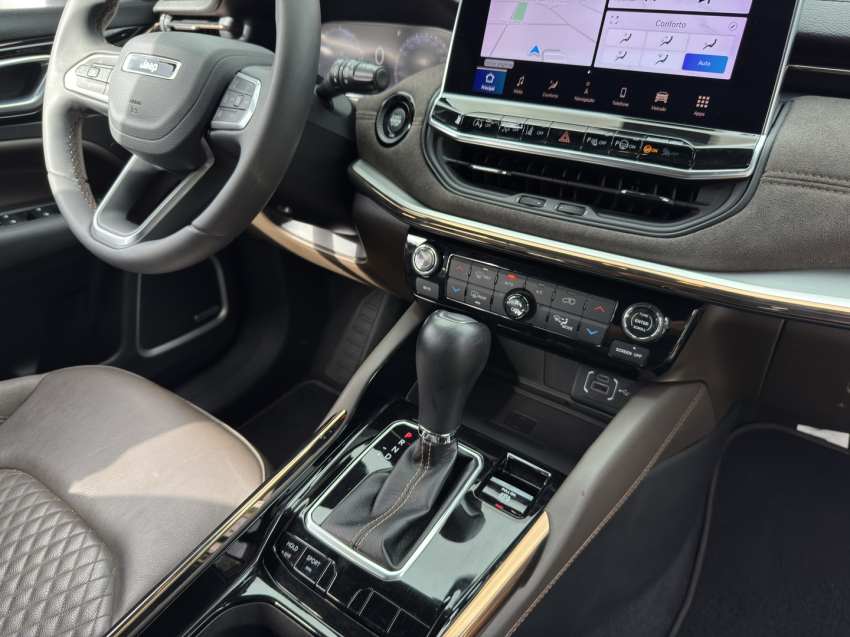 commander overland t270 4x2 1.3 at 2022/202215