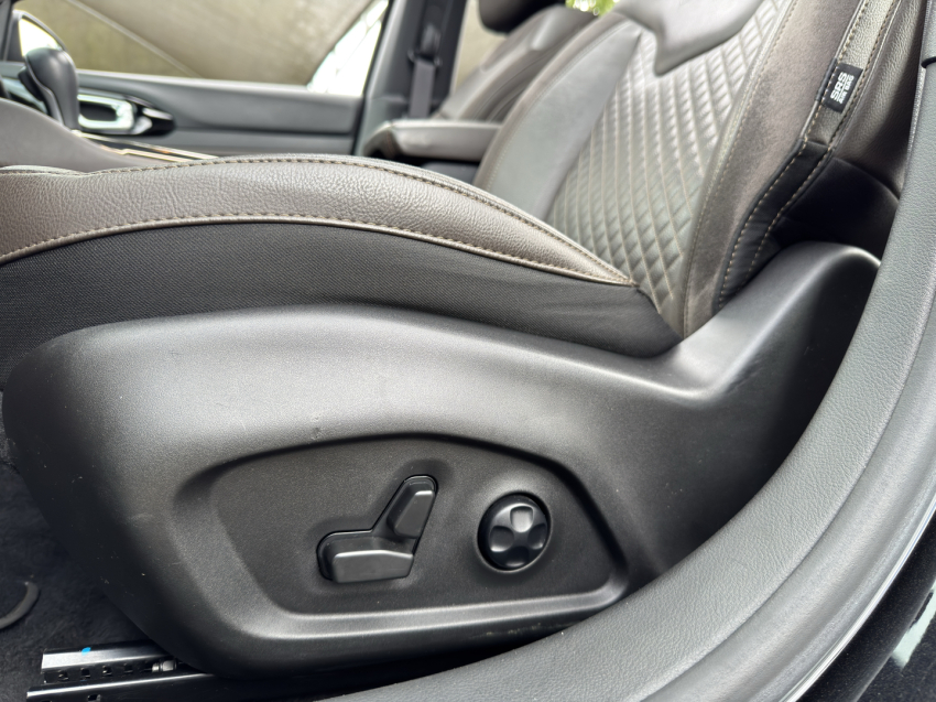 commander overland t270 4x2 1.3 at 2022/202210