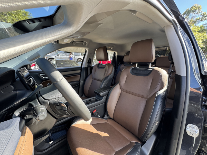 rampage laramie 4x4 (pack elite) 2.0 16v tb at9 2023/202413