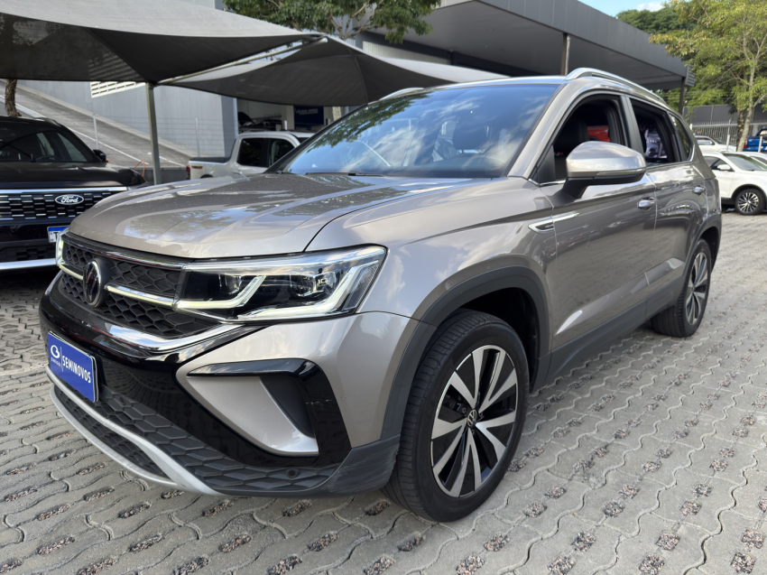 taos highline 250 1.4 tb at 2022/20222