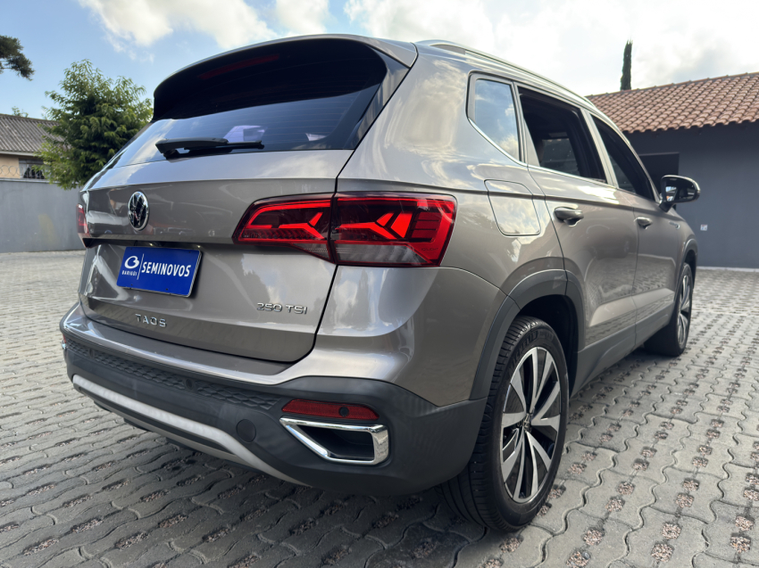 taos highline 250 1.4 tb at 2022/20226