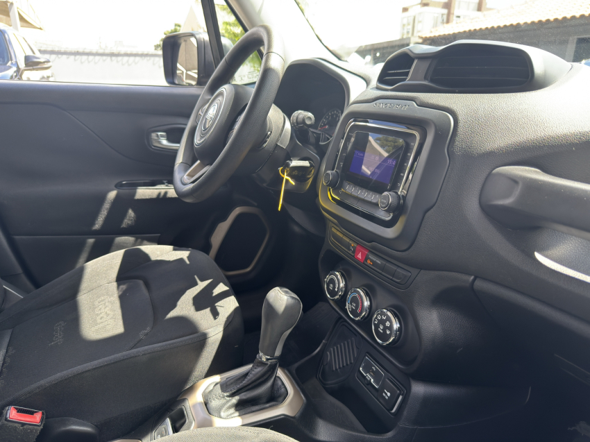 renegade sport 1.8 16v at6 2015/201613