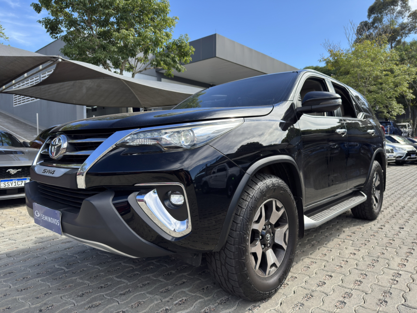hilux sw4 dlx 4x4 2.8 2019/20202