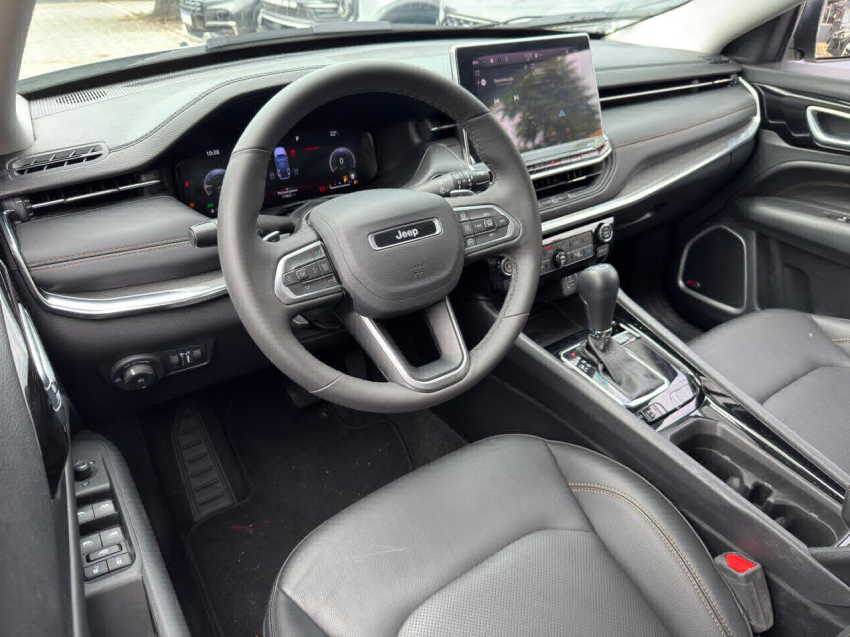 compass limited 4x2 1.3 t270 tb at6 2024/202511