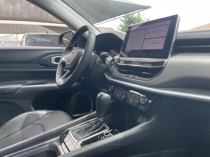 compass longitude 4x2 1.3 t270 tb at6 2021/202214