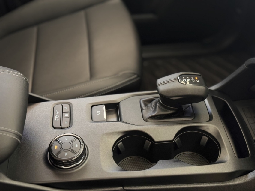 Ranger Limited V6 12