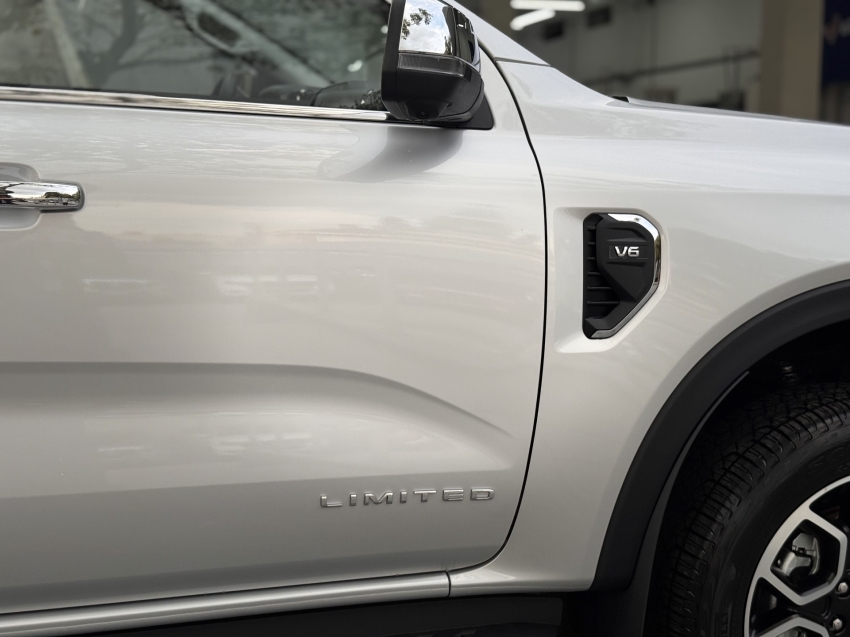 Ranger Limited Plus V6 11