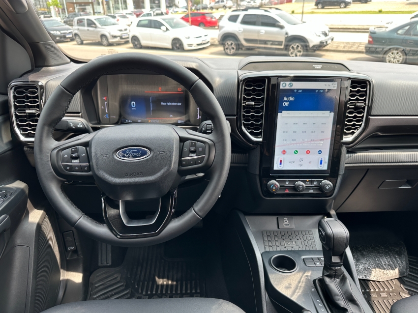 Ford Ranger Black - Branco 9