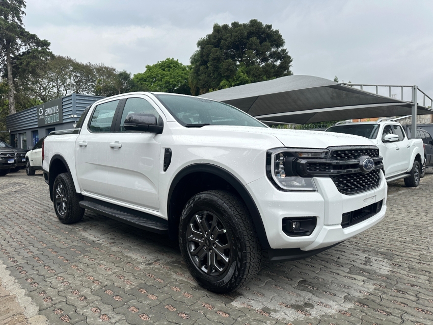 Ford Ranger Black - Branco