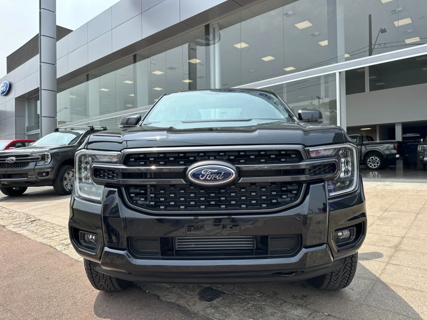 Ford Ranger Black 2.0- Preta 2