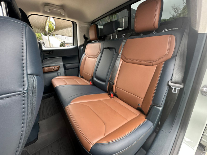 maverick lariat hybrid fwd 2.5 at8 2024/20249