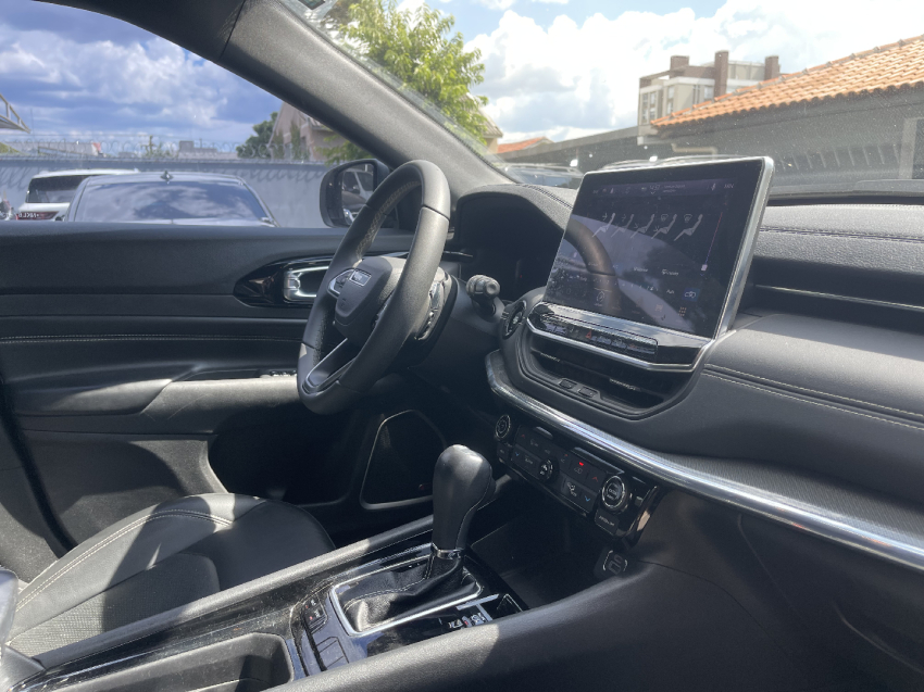 compass serie s 4x2 1.3 t270 tb at6 2022/202214