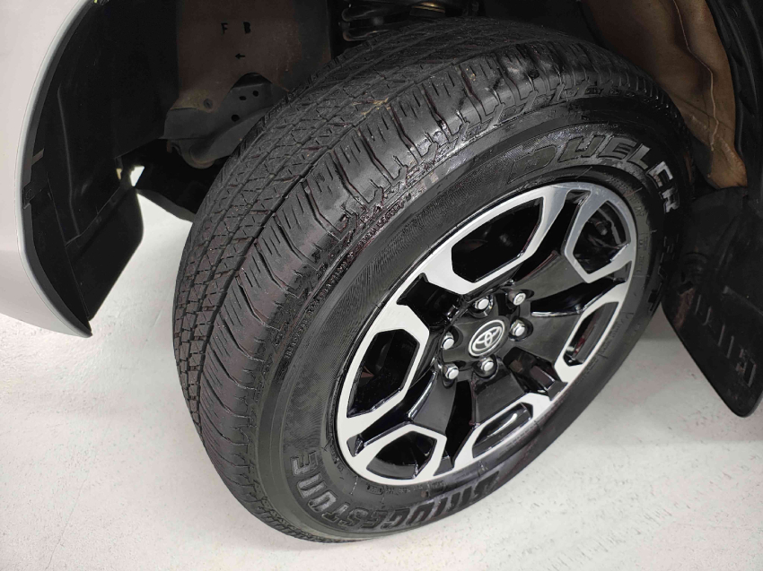 hilux cd dsl 4x4 srx at 21/2213