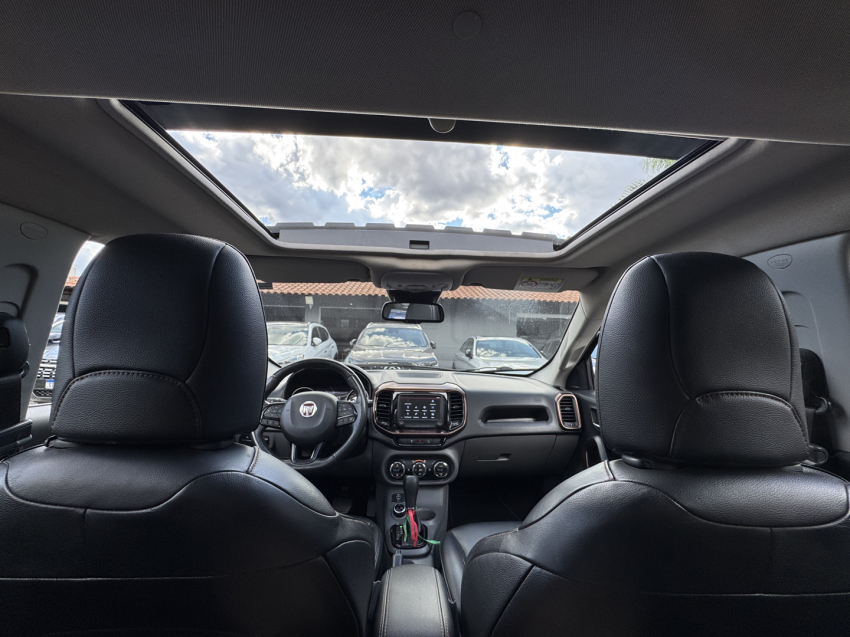 toro volcano(deluxe) 4x4 2.0 16v at9 2019/202010