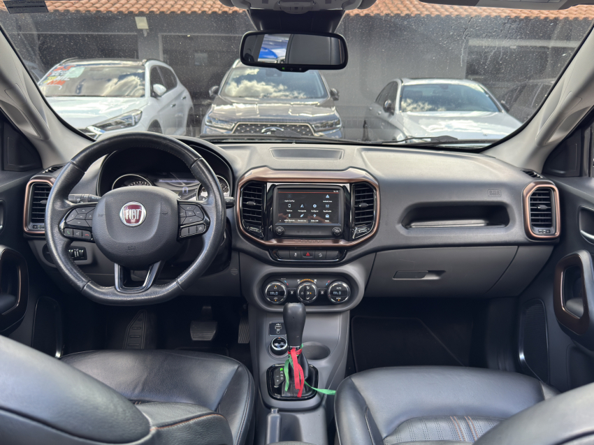 toro volcano(deluxe) 4x4 2.0 16v at9 2019/202011