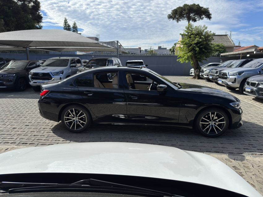 320i 2.0 16v tb activeflex 2021/20227