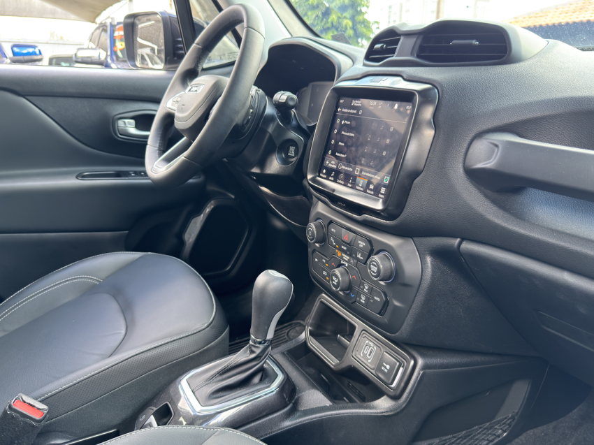 renegade sahara 1.3 t270 tb at6 2025/202514