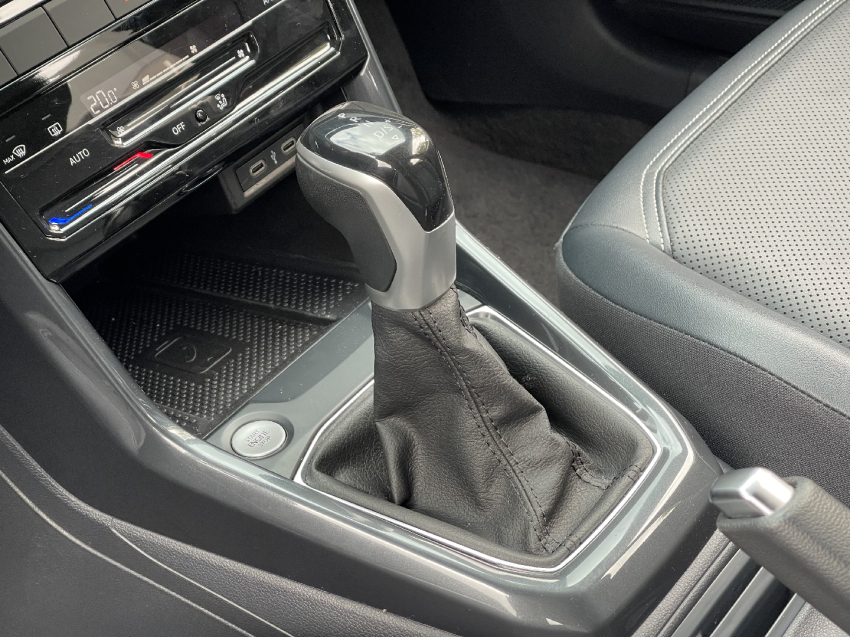 t-cross highline 250 1.4 tsi at6 2023/202414