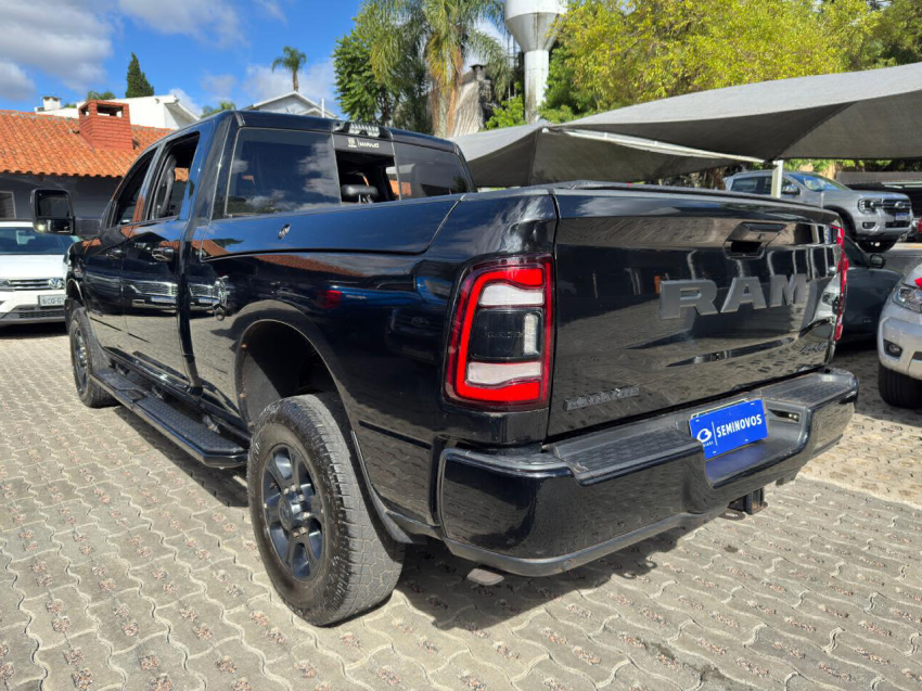 2500 laramie crew cab night edition 4wd 6.7 v6 at6 2024/20244