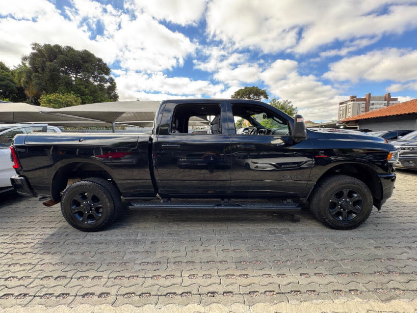 2500 laramie crew cab night edition 4wd 6.7 v6 at6 2024/20247