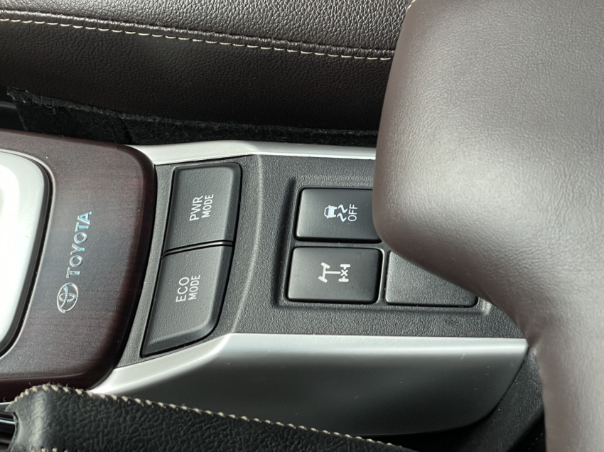 sw4 srx 4x4 2.8 tb 5lug at 2018/201915