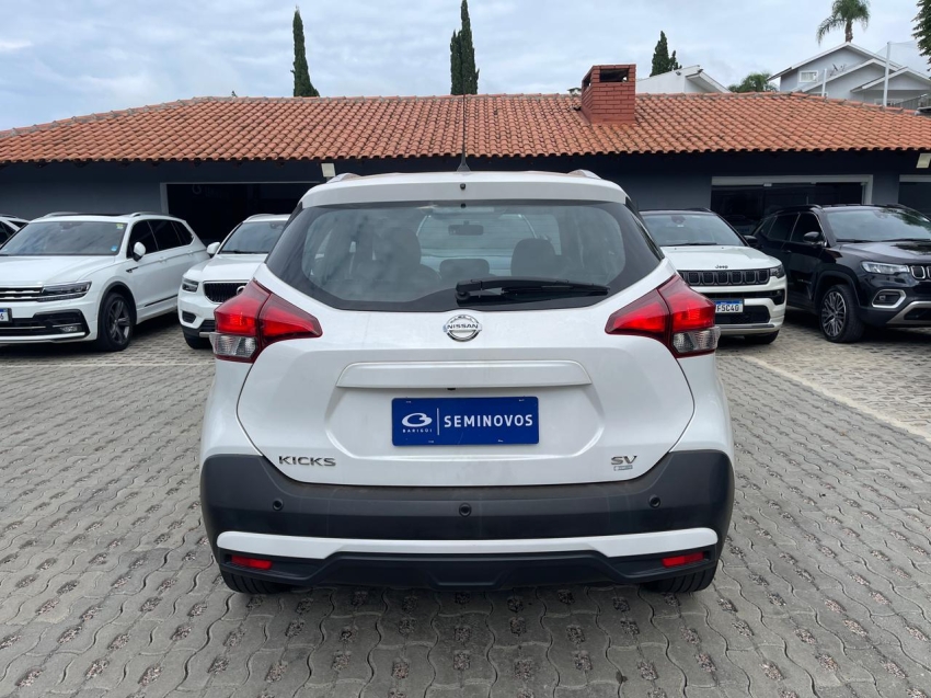 kicks sv nac 1.6 16v cvt 2020/20205