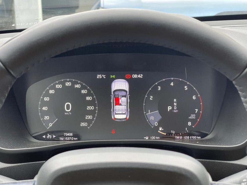 xc40 t4 momentum 2.0 tb at 2020/202012