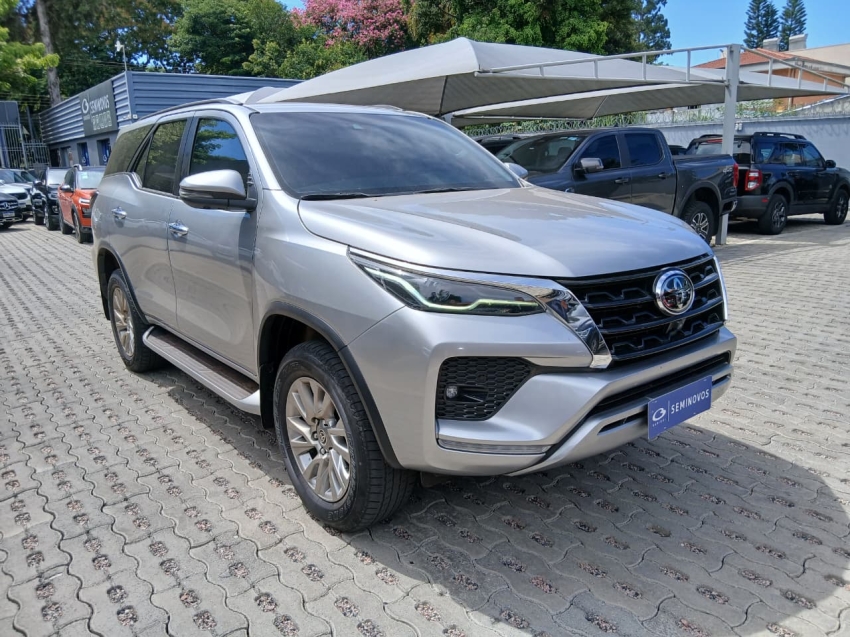 sw4 srx 4x4 2.8 tb 5lug at 2022/2023