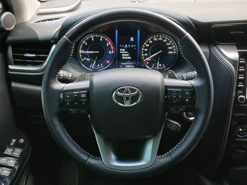 sw4 srx 4x4 2.8 tb 5lug at 2022/202311