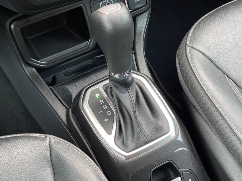 renegade longitude 1.3 t270 tb at6 2022/202215