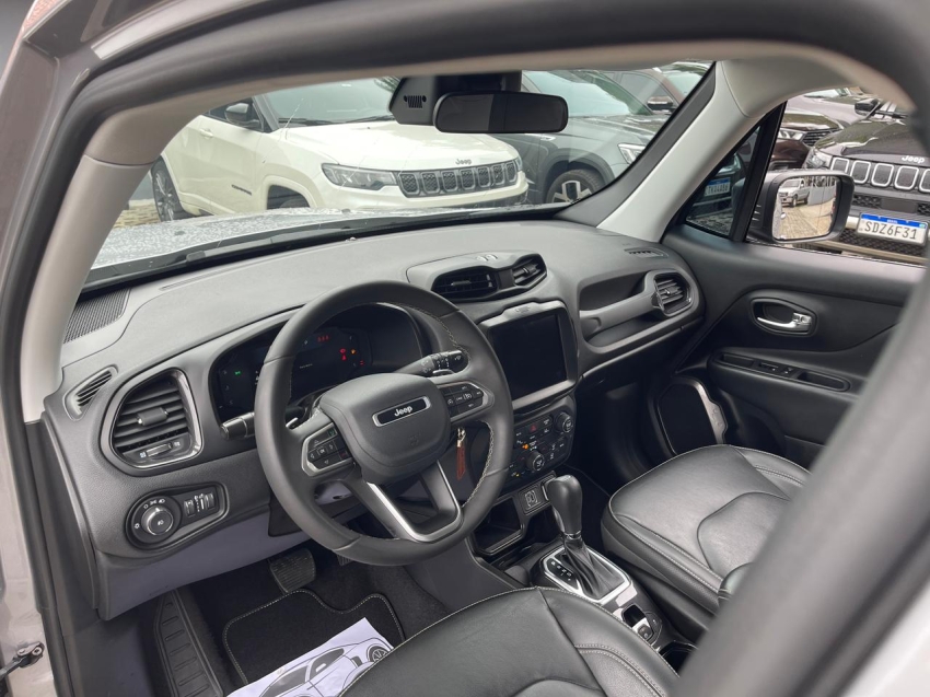 renegade longitude 1.3 t270 tb at6 2022/202210