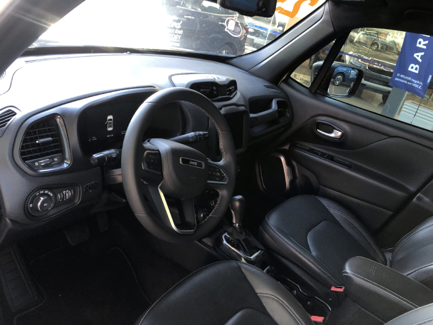 renegade s 4x4 1.3 t270 gse at9 2022/20236