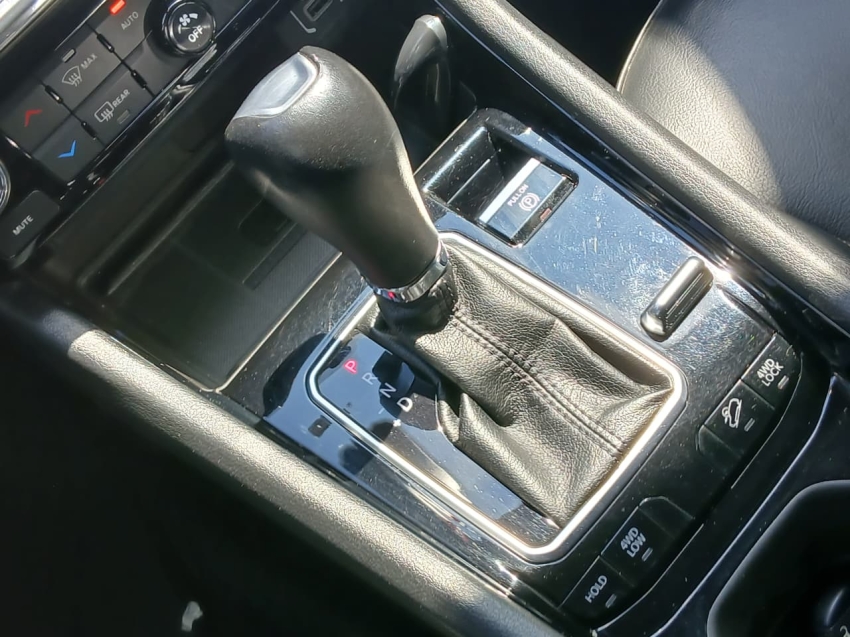 compass limited td350 4x4 at 170hp 2022/202315