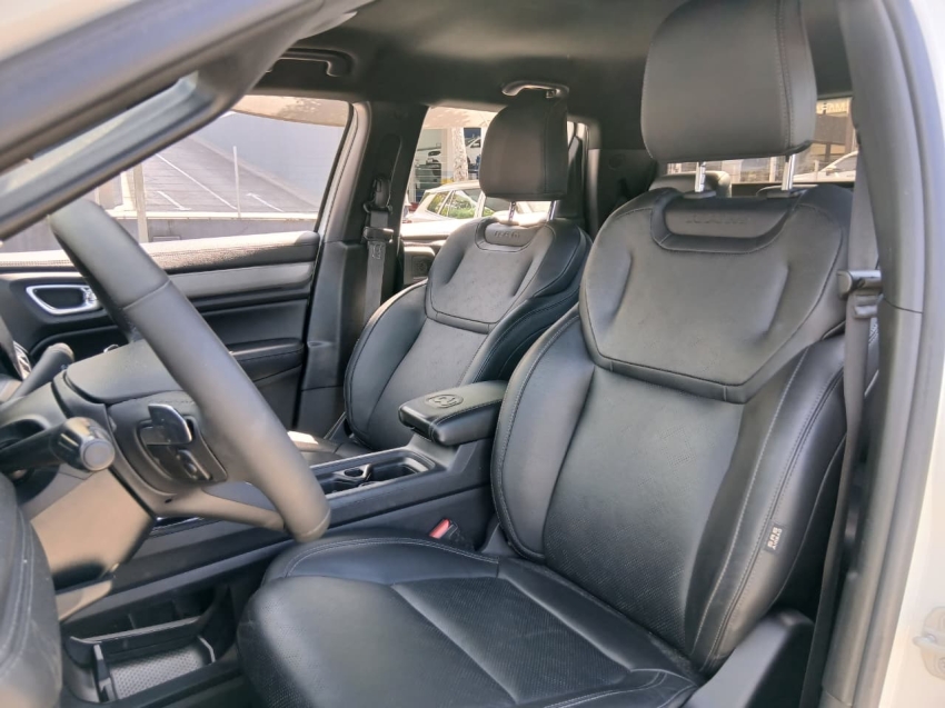 rampage rebel 4x4 (pack elite) 2.0 16v tb at9 2023/20248