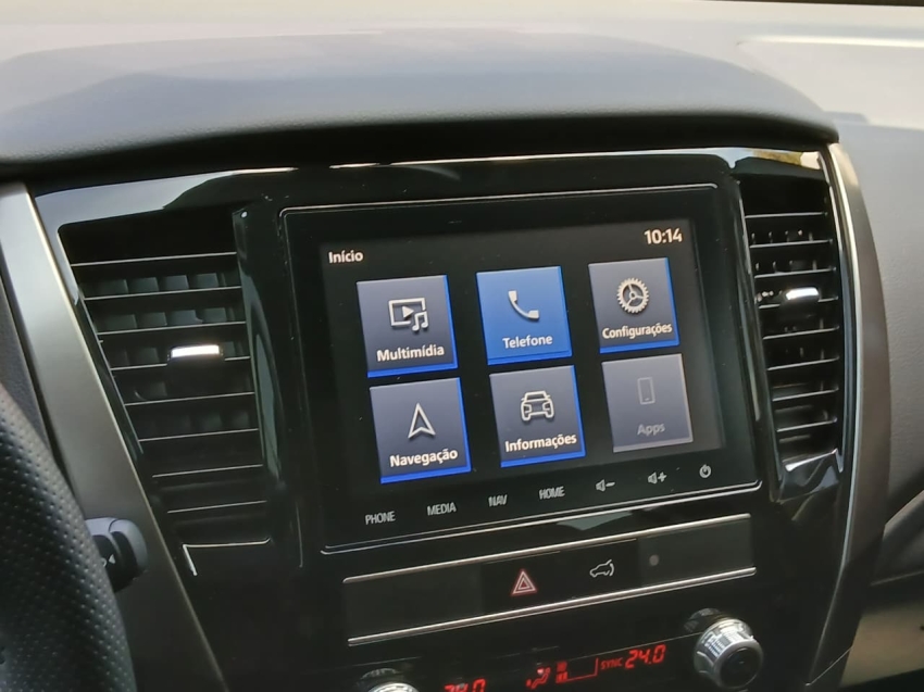 pajero sport legend black 4x4 2.4 tb at 2024/202514