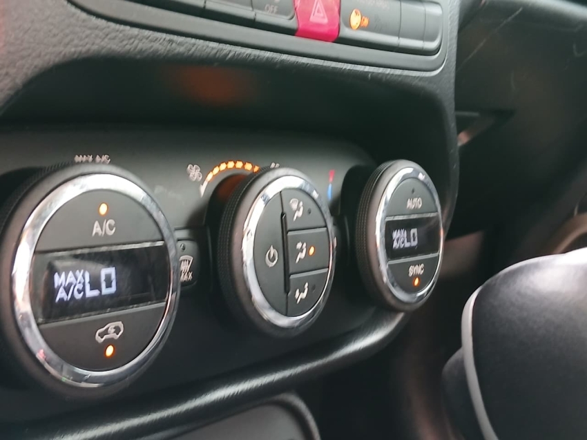 renegade longitude(luxo) 4x4 2.0 tb at9 2016/201614