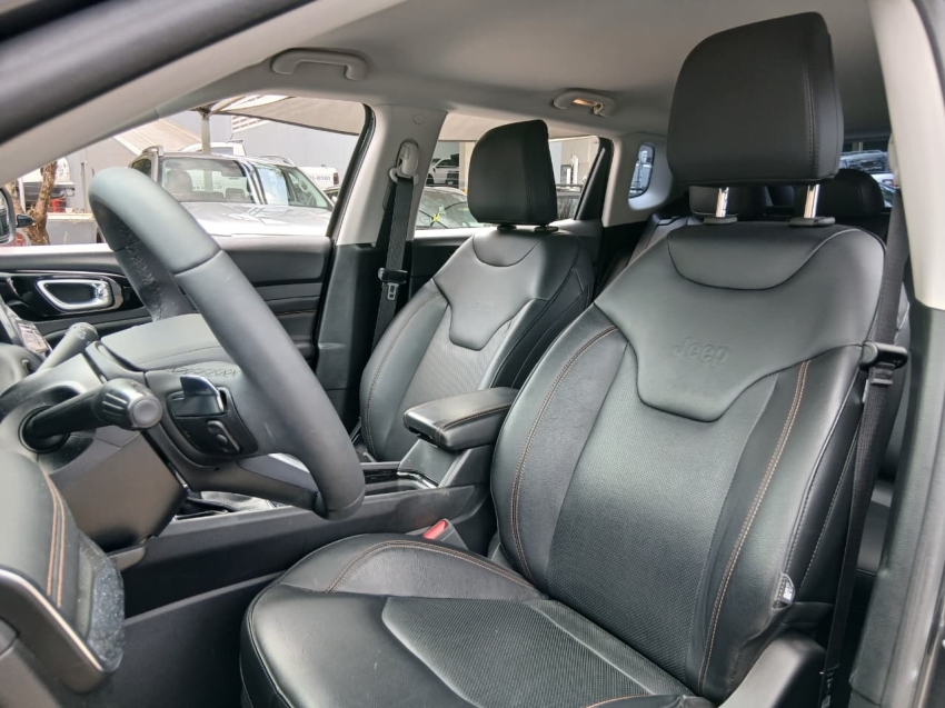 compass limited 4x2 1.3 t270 tb at6 2023/20238